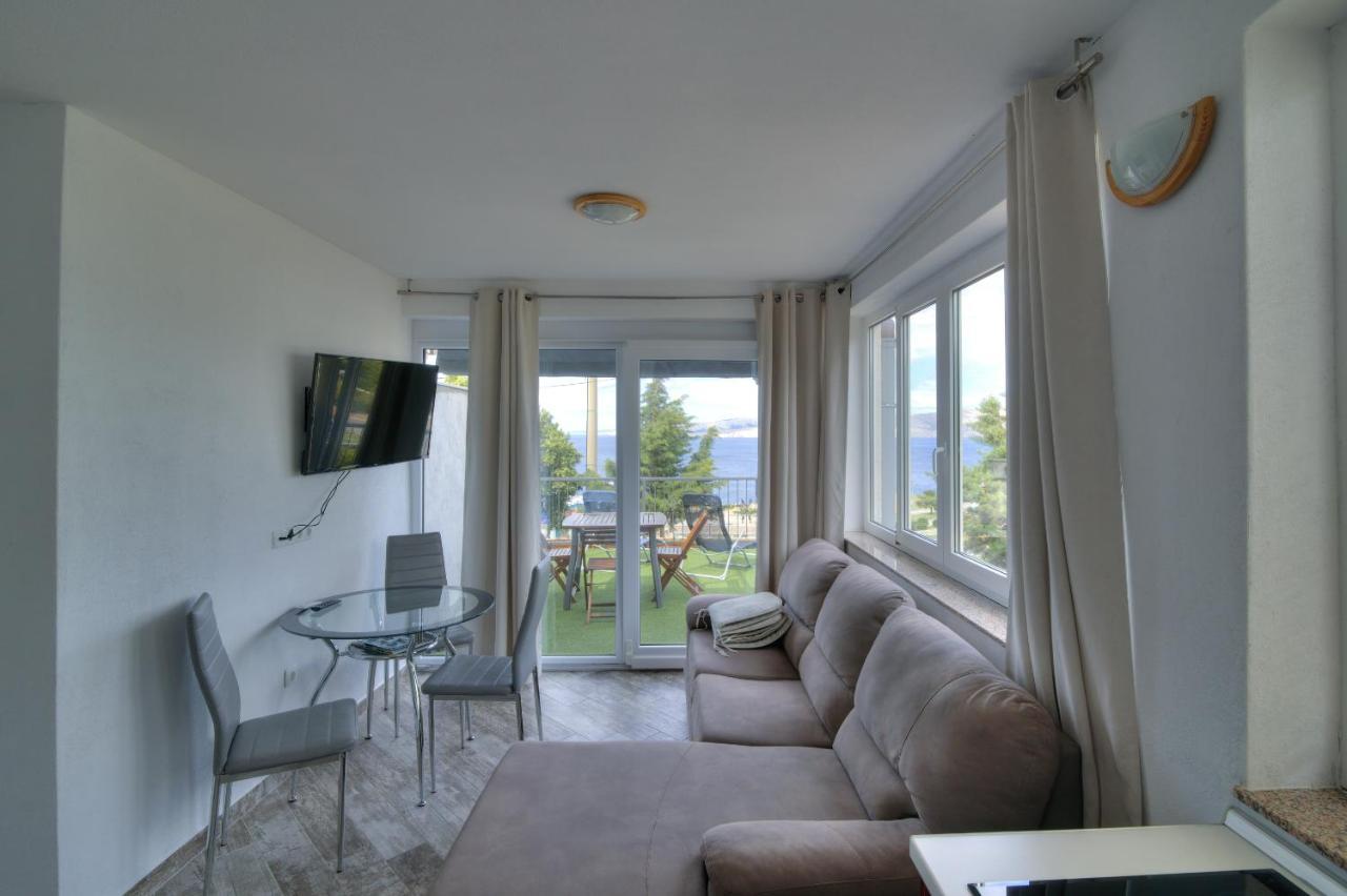 Nehaj Apartment Сен Екстериор снимка