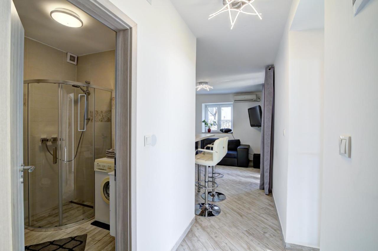 Nehaj Apartment Сен Екстериор снимка